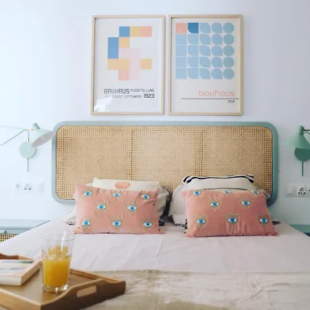 Bright And Modern In Center Апартаменты *